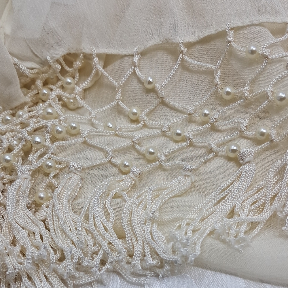 Elegant Cream Lace Women's Intimate Beaded Fringe 73 X 21 In.